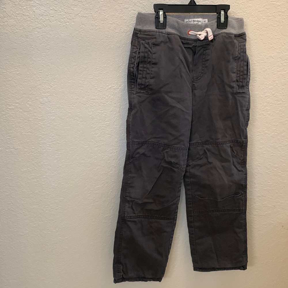 Mini Boden lined grey pants.